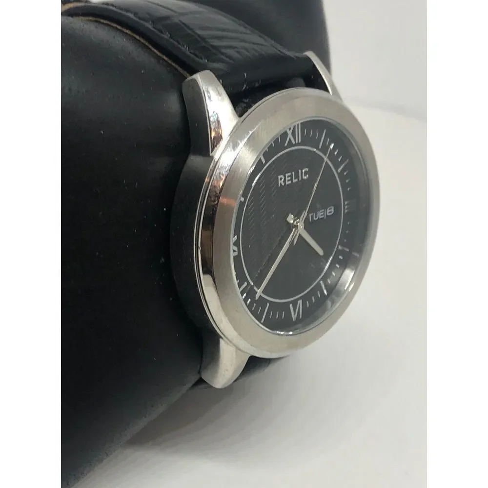 Relic ZR77267 Men's Black Leather Analog Black Dial Quartz Genuine Watch HO184